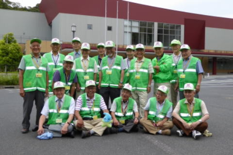 出雲王墓の里文化財ガイドの会のみなさん